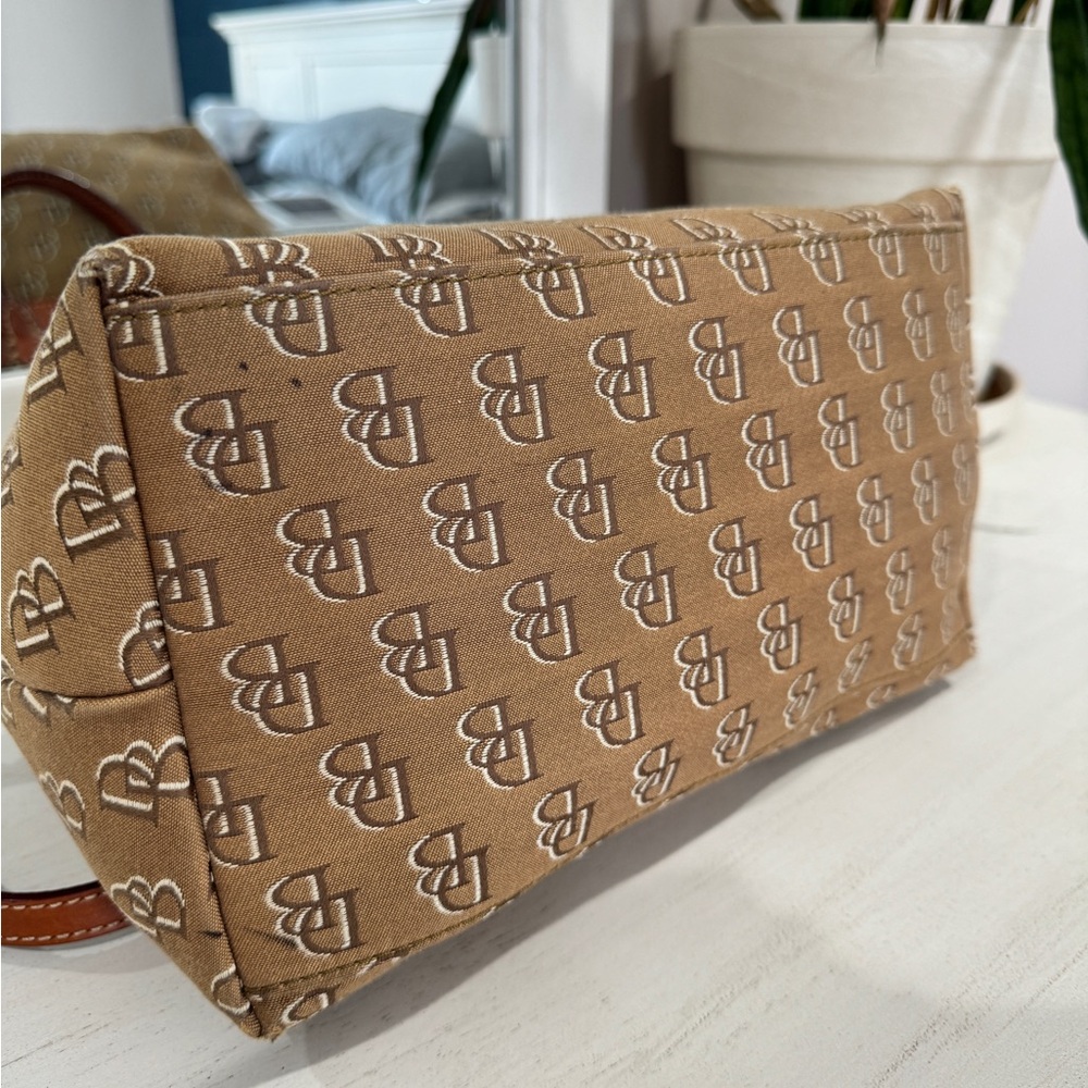 Dooney & Bourke Monogram Handbag - Picture 6 of 15
